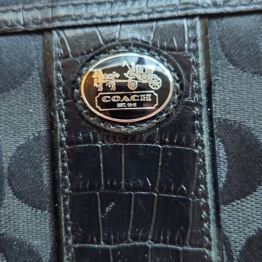 Coach Black Vintage Signature Zip-Around Wallet - Picture 4 of 4